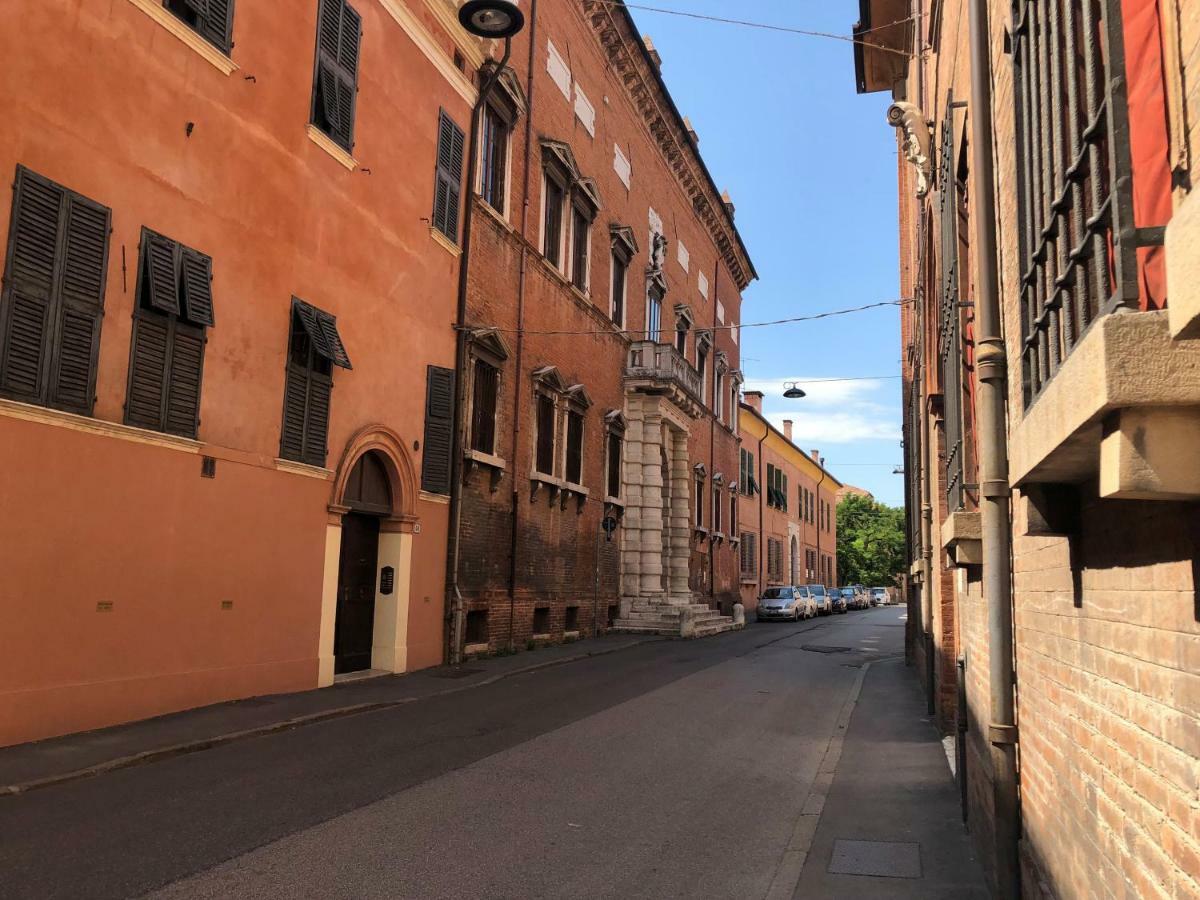 L'Ape Regina Lägenhet Ferrara Exteriör bild